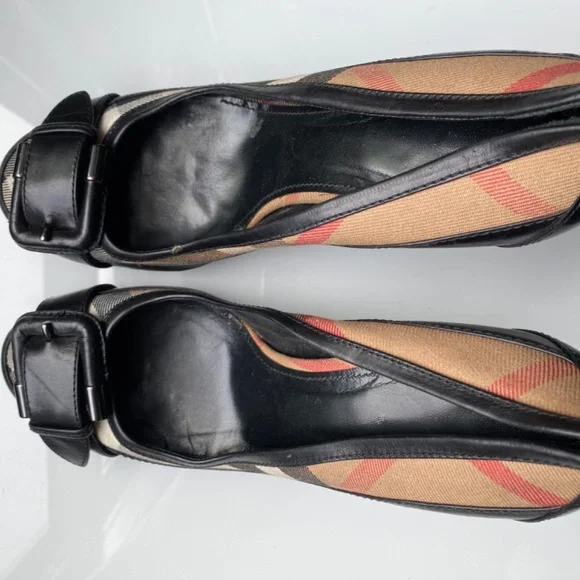 Burberry Buckle Heels - Picture 3 of 3